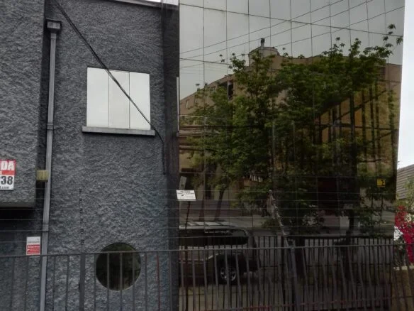 Venta Oficina -Casa Moderna 2 Pisos en Providencia.