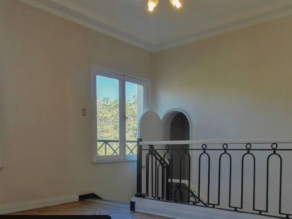 Gran y exclusiva Casa Comercial 15P/9B – 15E/4B en Providencia