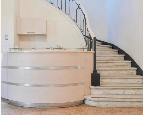 Gran y exclusiva Casa Comercial 15P/9B – 15E/4B en Providencia