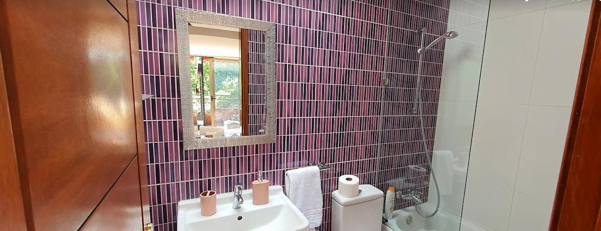 Departamento Pent-house Dúplex Arriendo o venta, con o sin Amoblar 4D/4B-3E/1B en Las Condes.