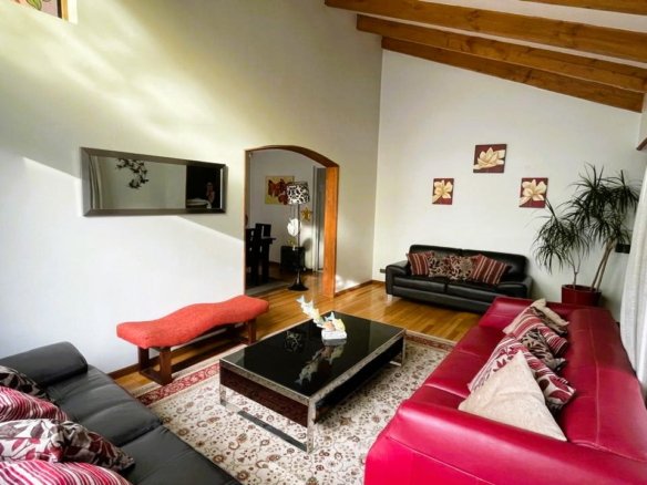 Parque araucano Casa en Las condes Con Gran Conectividad