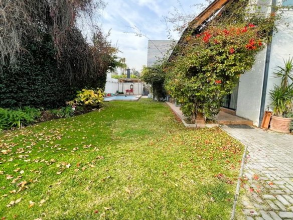 Parque araucano Casa en Las condes Con Gran Conectividad