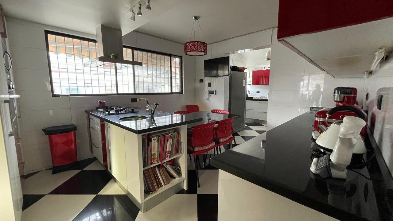 Parque araucano Casa en Las condes Con Gran Conectividad