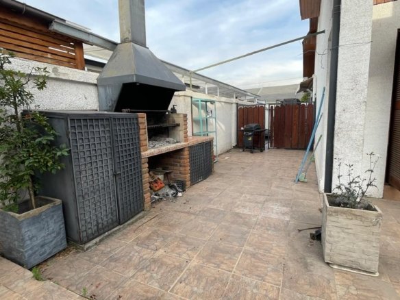 Parque araucano Casa en Las condes Con Gran Conectividad