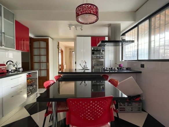 Parque araucano Casa en Las condes Con Gran Conectividad