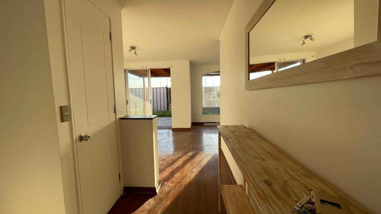 Amplia Casa En Condominio – Sector Residencial