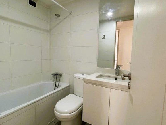 Departamento – PRIMER PISO – a pasos de metro y mall Egaña
