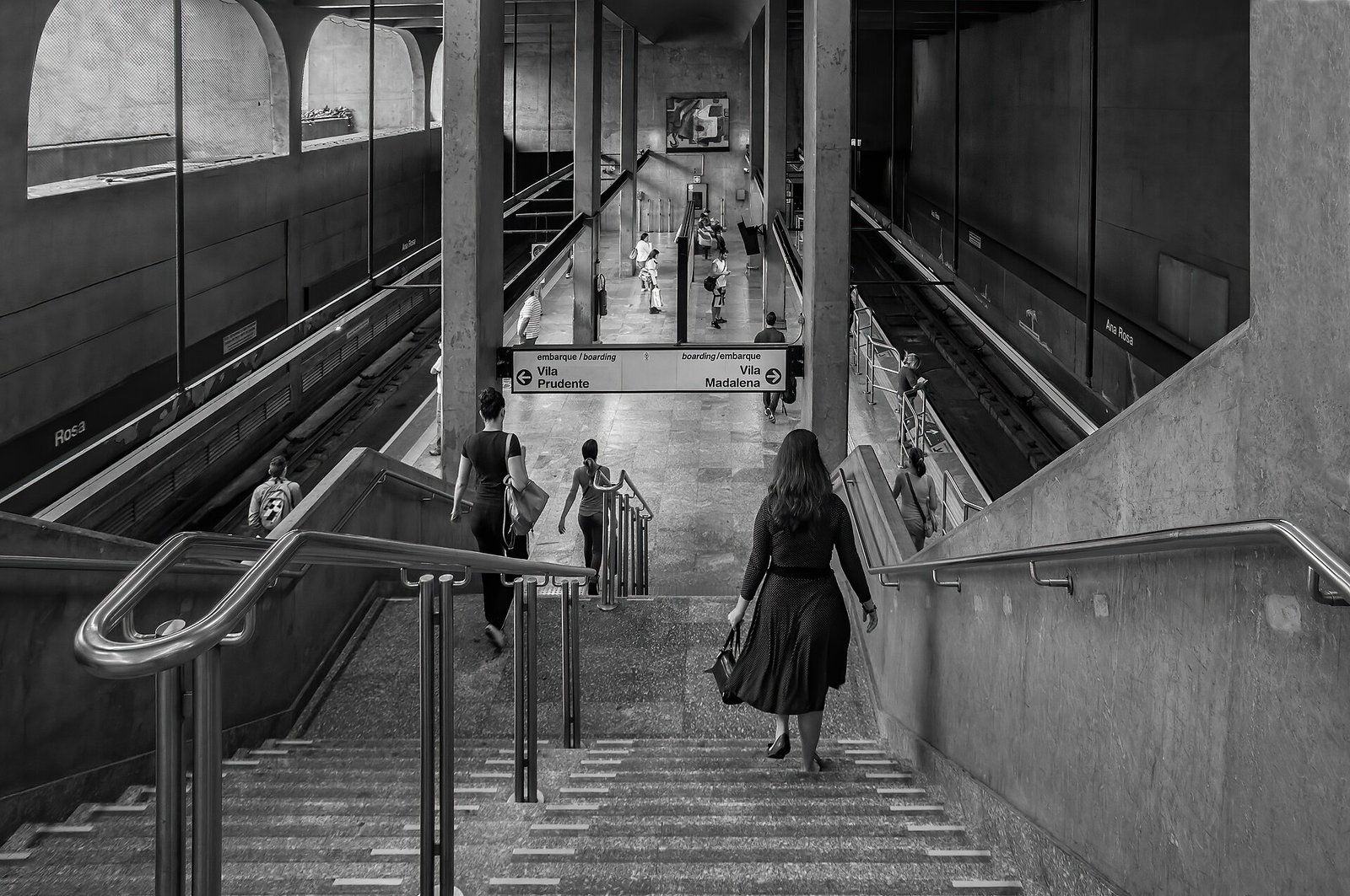 File:Ana rosa metro station, São Paulo, Brazil.jpg | Foto: Wikimedia Commons, CC BY-SA 4.0