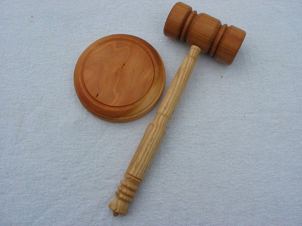 Gavel & Stryker | Foto: KeithBurtis (CC BY) vía Openverse